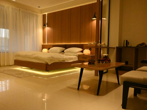 Premier Jacuzzi Suite